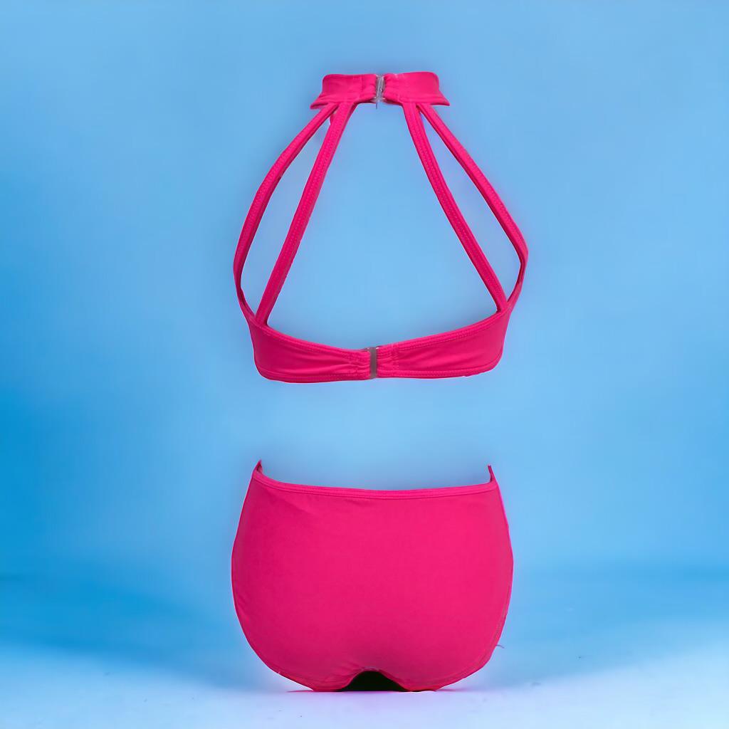 Introducing the Mila Leo, our latest style to add to your collection! This rich coral color leotard will make you feel confident and ready to rock the dance floor. With a sophisticated key hole front, cool and supporting back, and clean lines, you'll have both style and fun. Stay sassy while looking amazing in the Mila Leo!